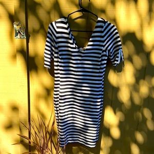 Banana Republic black and white stripes